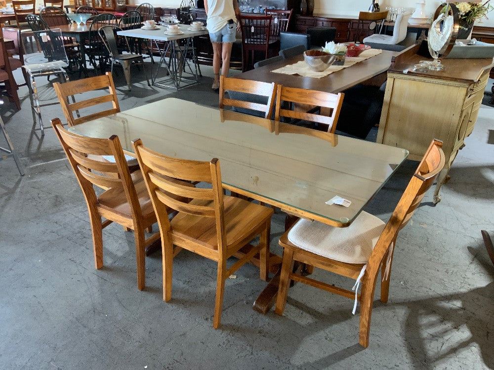 Kitchen Table W/ 6 Chairs