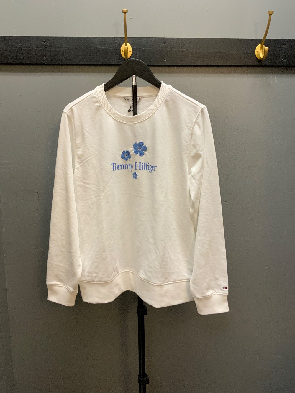 NWT T.H Crew sz S