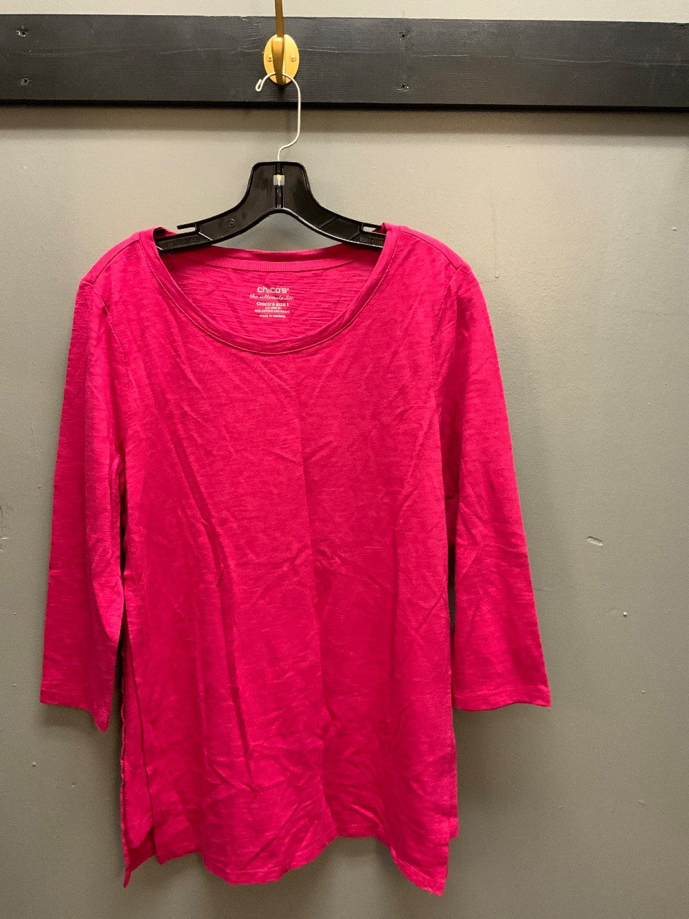 NWT Chicos L/S Top sz M