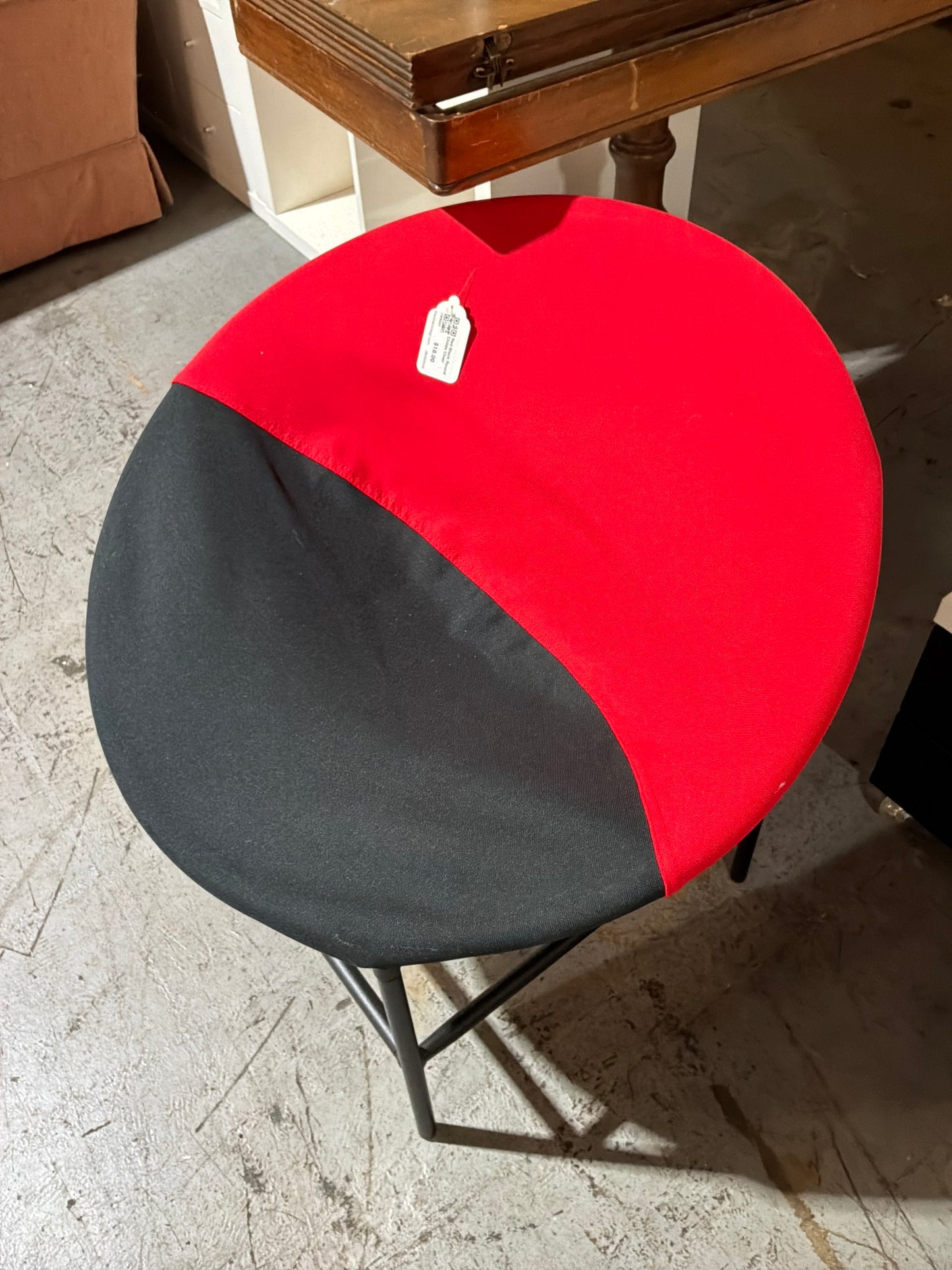 Red Black Round Childs Chair