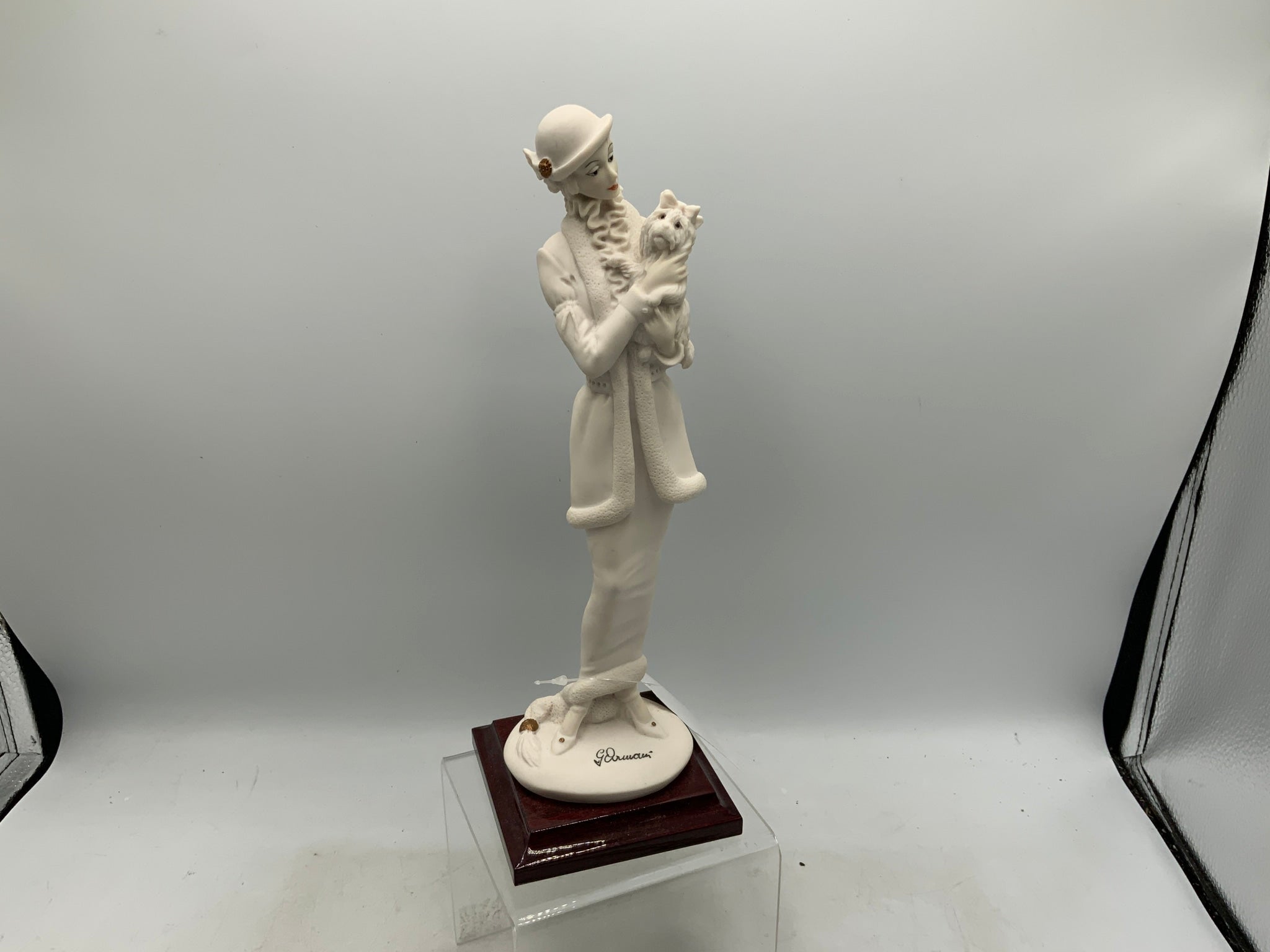 Guiseppe Armani Woman with Dog Figurine