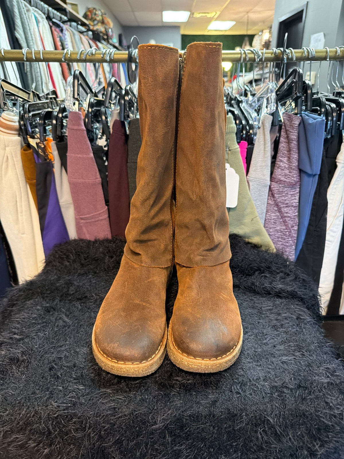 Born Leather Boots sz 6.5