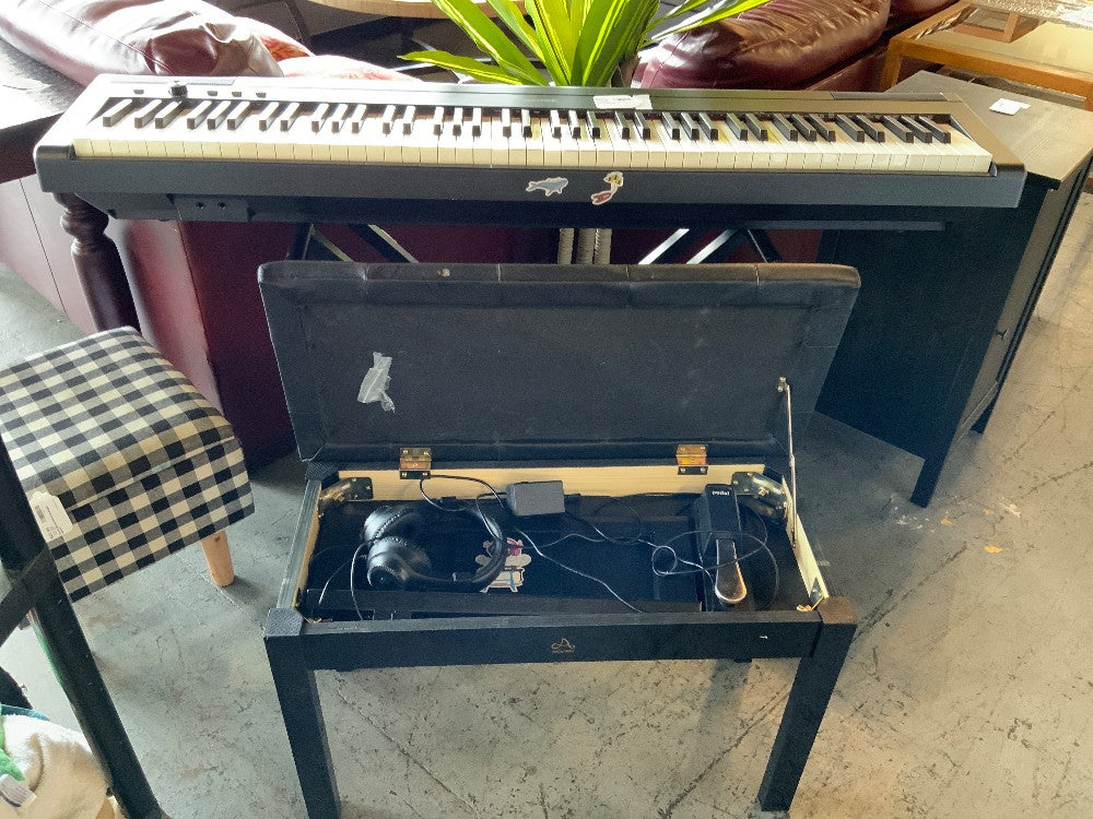 Aodsk Keyboard With Bench and Accessories