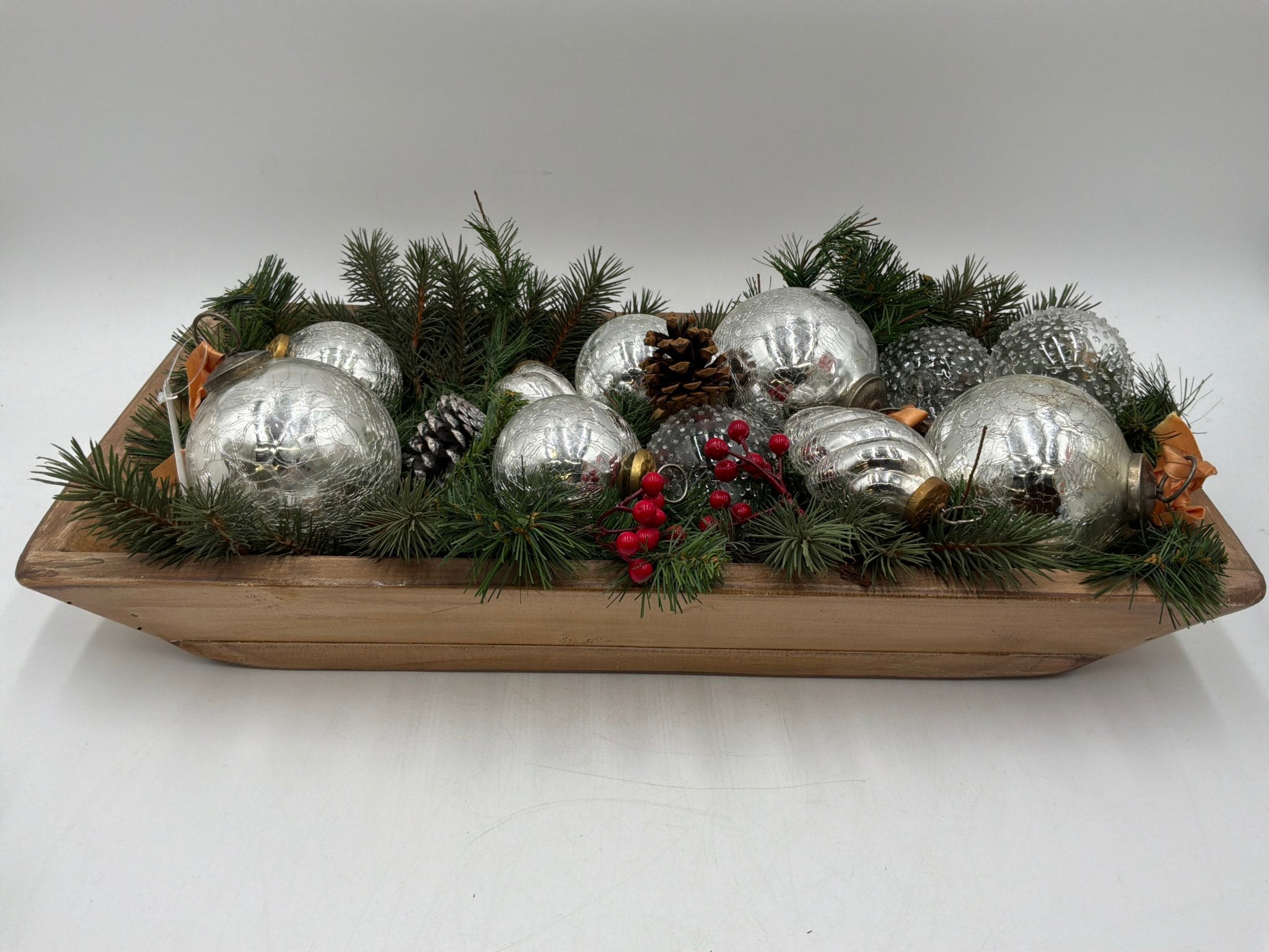XL Wood Tray w Greenery & Ornaments