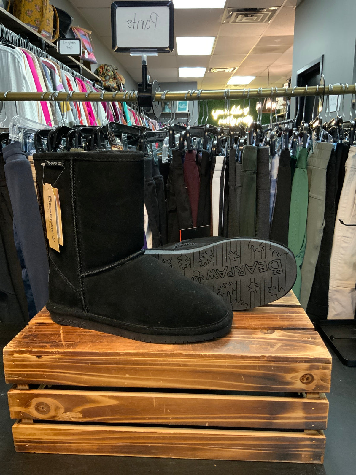 NWT Bearpaw Boots Sz 8