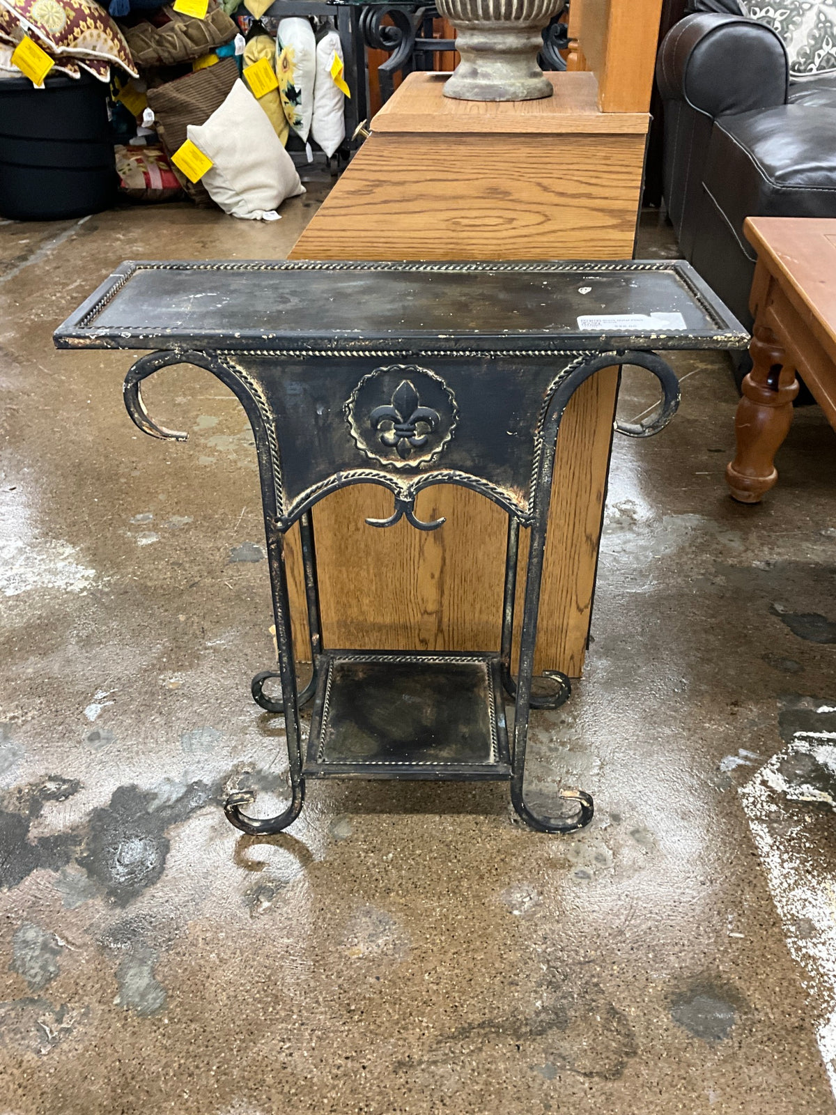 Black Metal Plant Stand