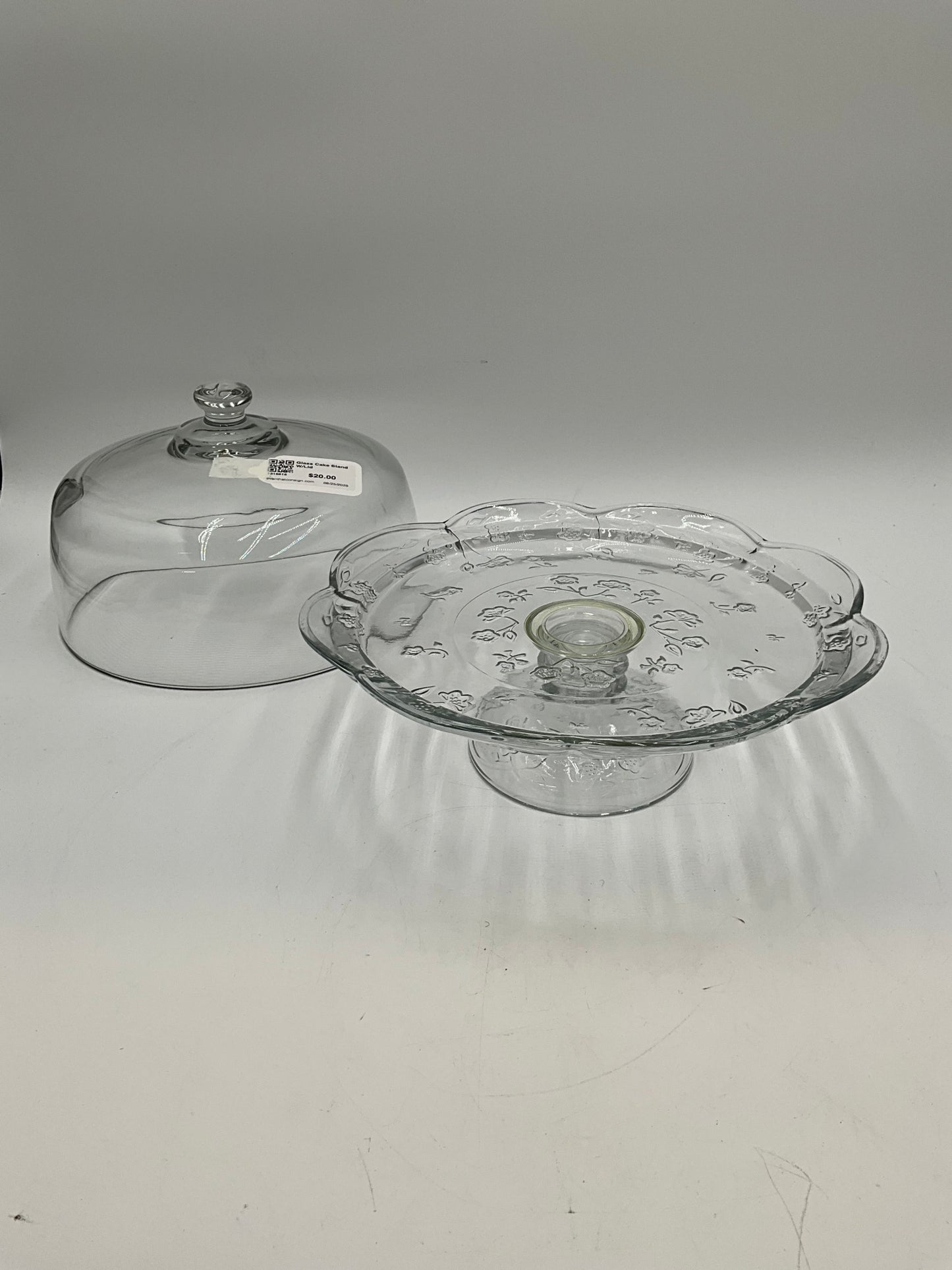 Glass Cake Stand W/Lid