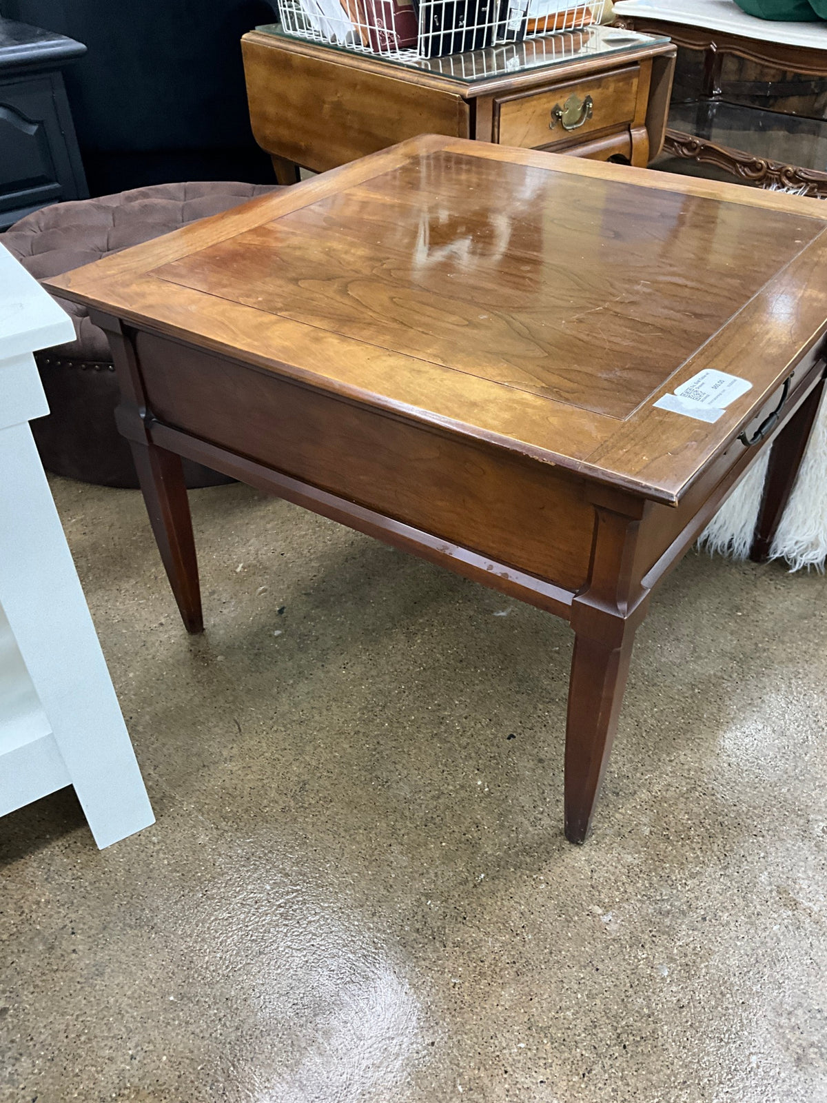 Sq. End Table w/ Drawer