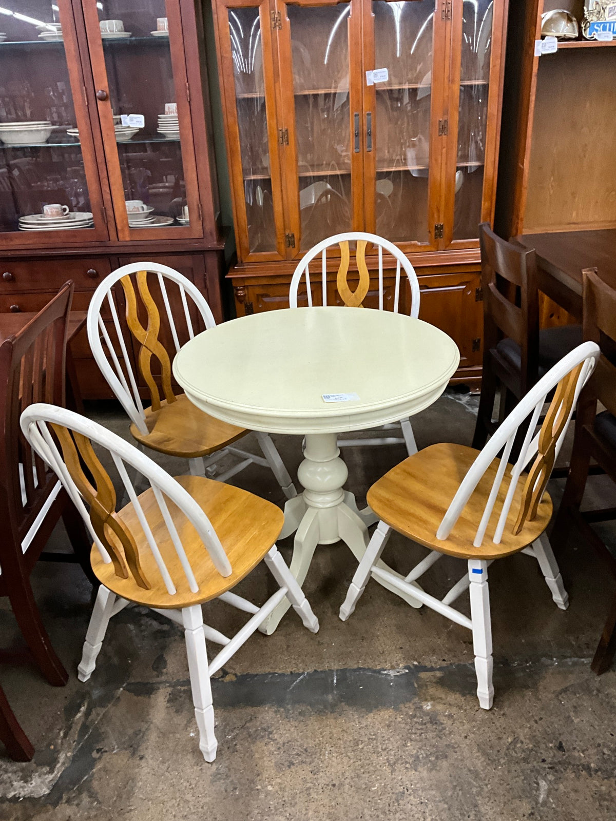 Bistro Table w/ 4 Chairs
