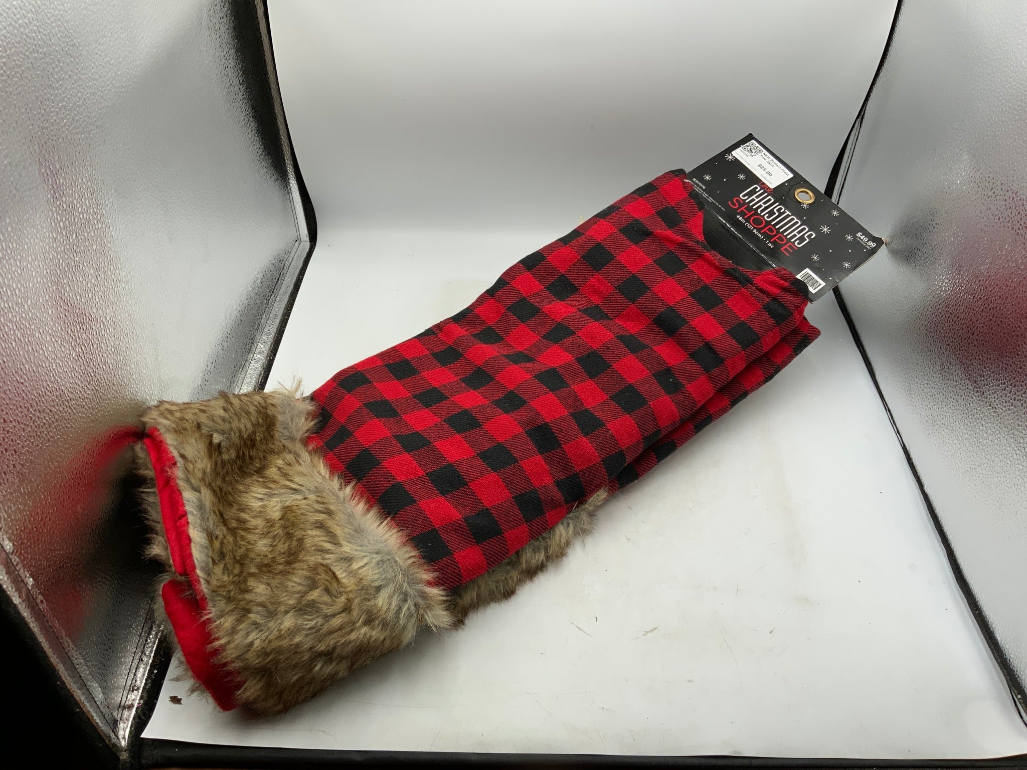 NEW Buffalo Plaid Tree Skirt