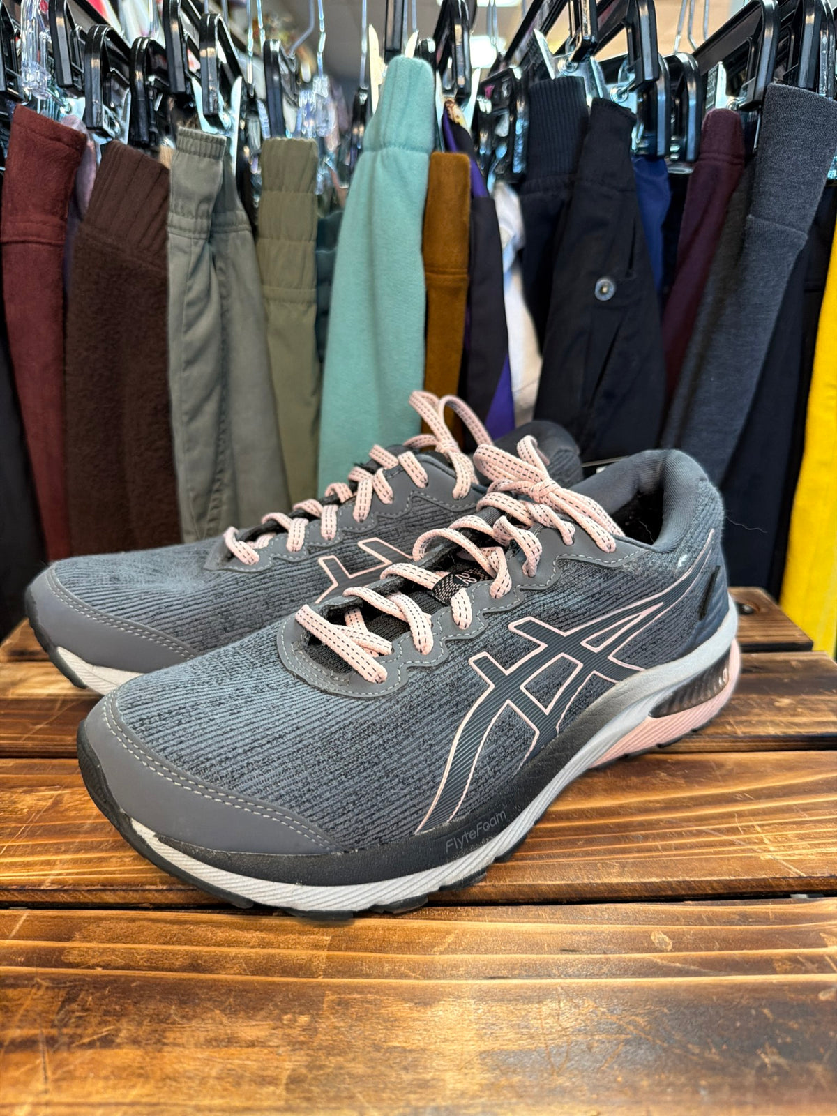 Asics Tennis Shoe Sz. 7
