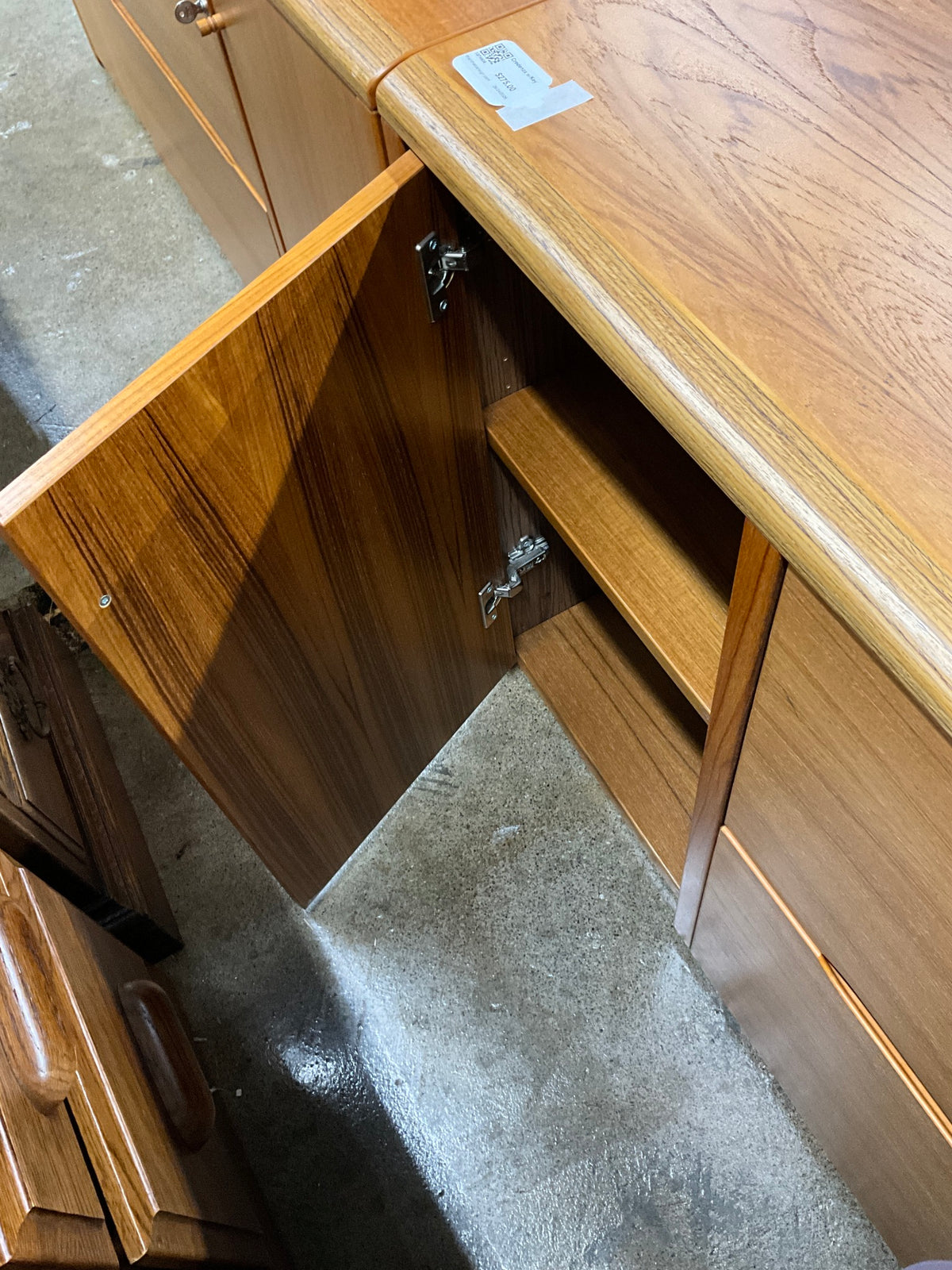 Credenza w/Key