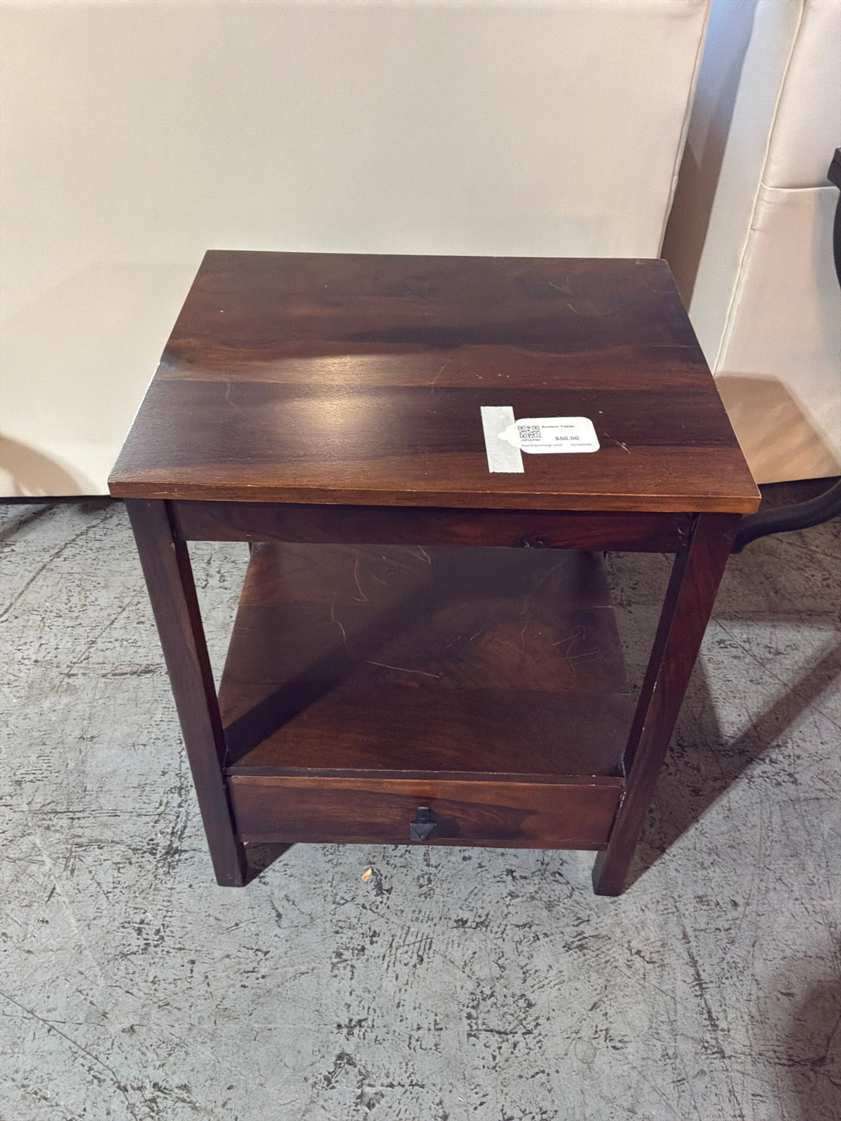 Accent Table