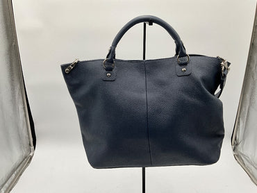 MILA Navy Purse