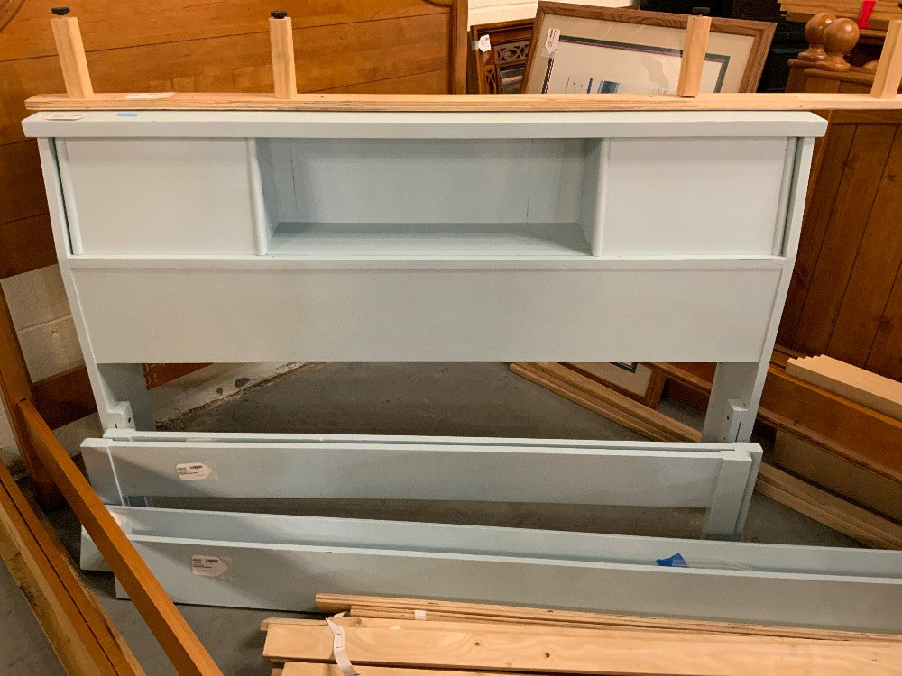 Full Bed w/ Headboard/Rails/Slats
