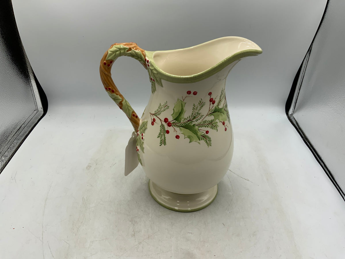 Lenox Pitcher