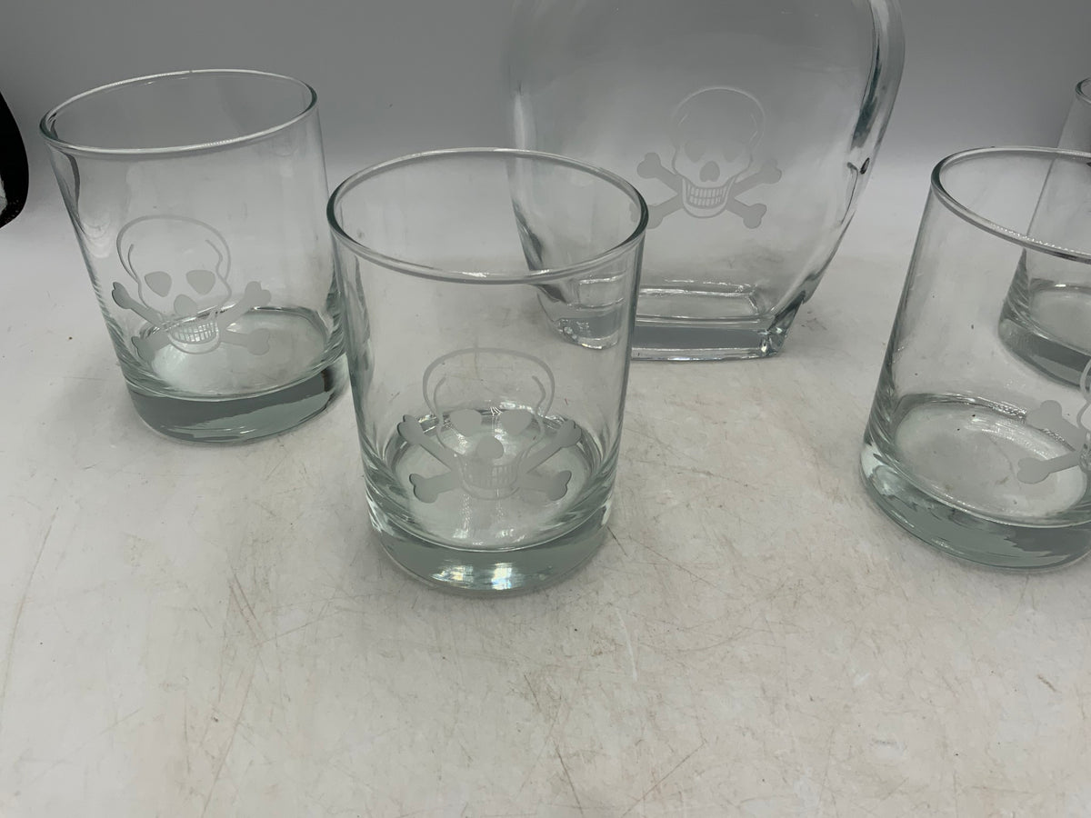 Crossbones Decanter with 4 Glasses