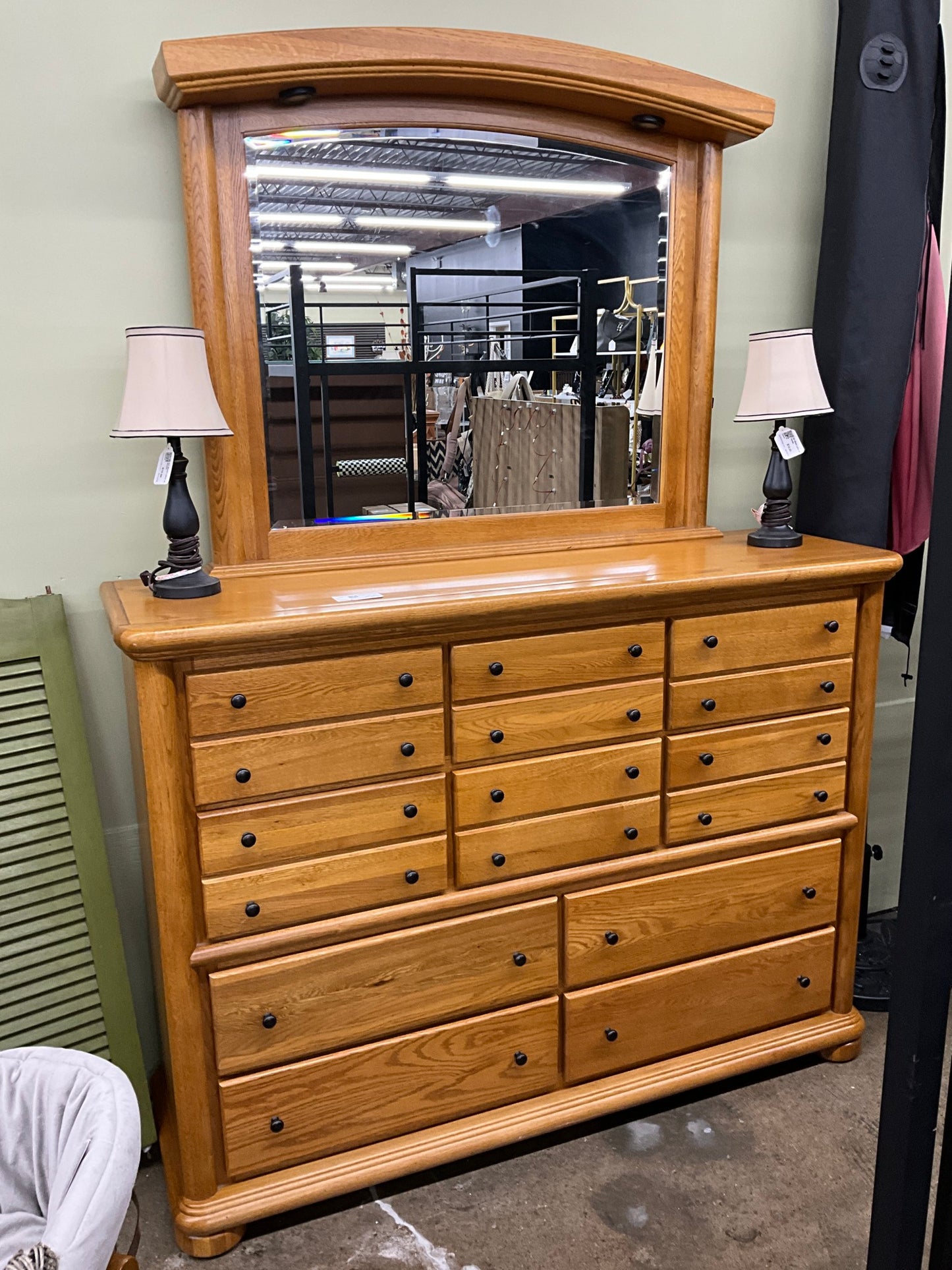 Dresser W/Mirror