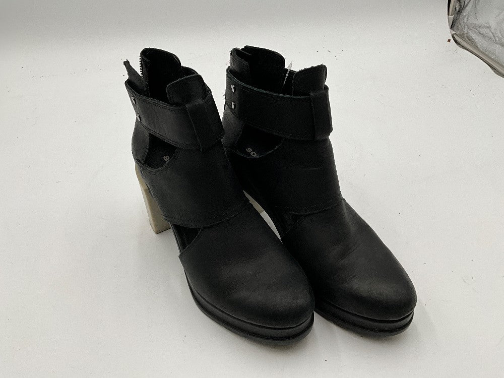 Sorel Black Booties Sz. 9