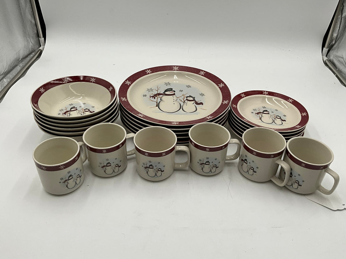 Royal Seasons Snowman Place Setting For 6