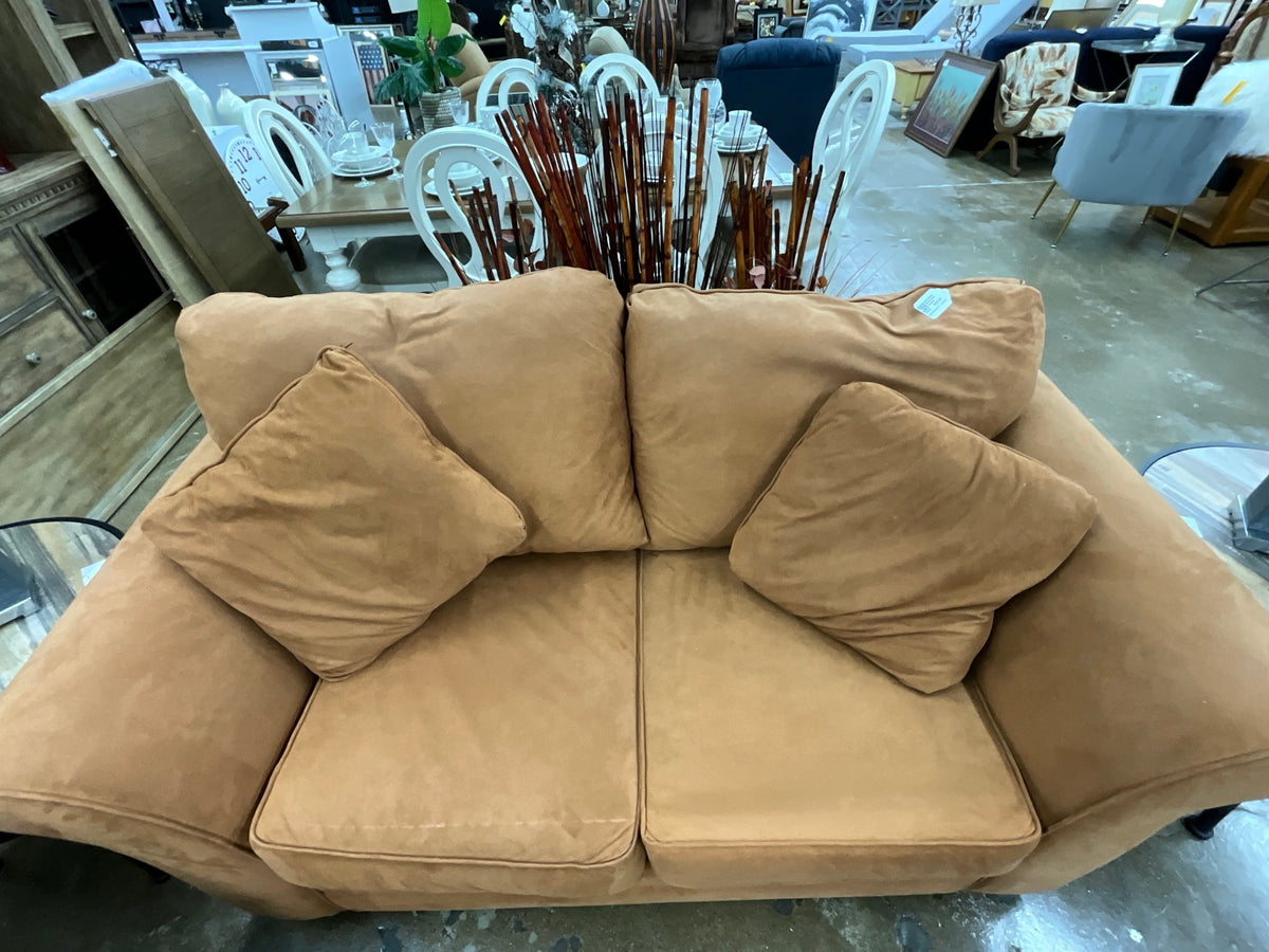 Sofa Express Butterscotch Loveseat