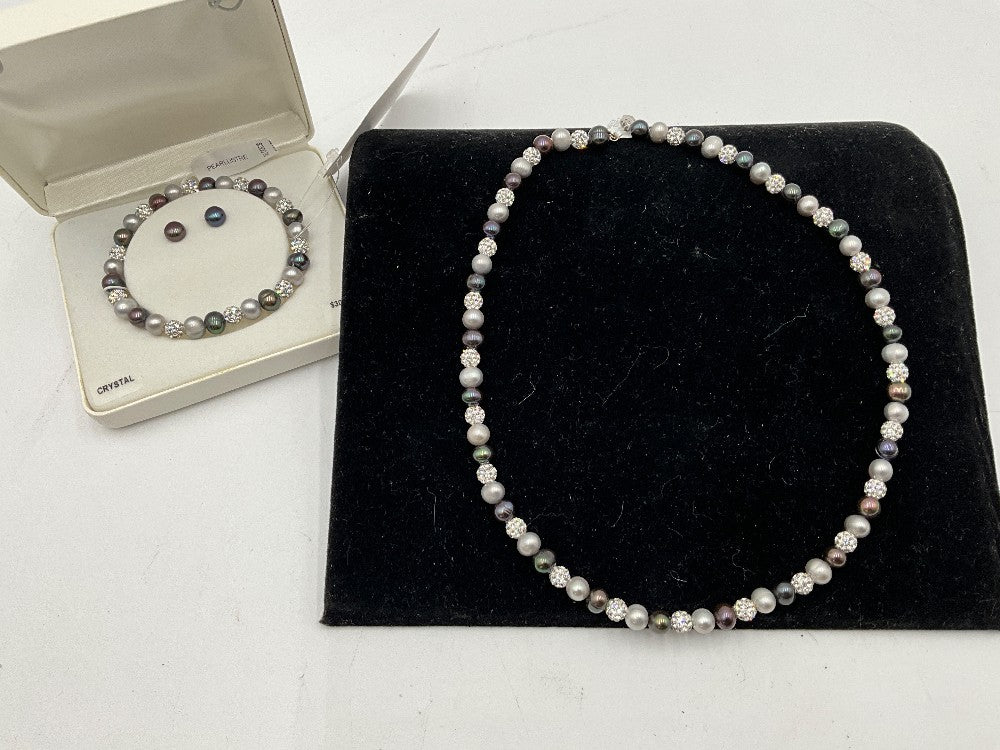 Sterling Silver Black/Silver Pearl Necklace,Bracelet & Earrings Set