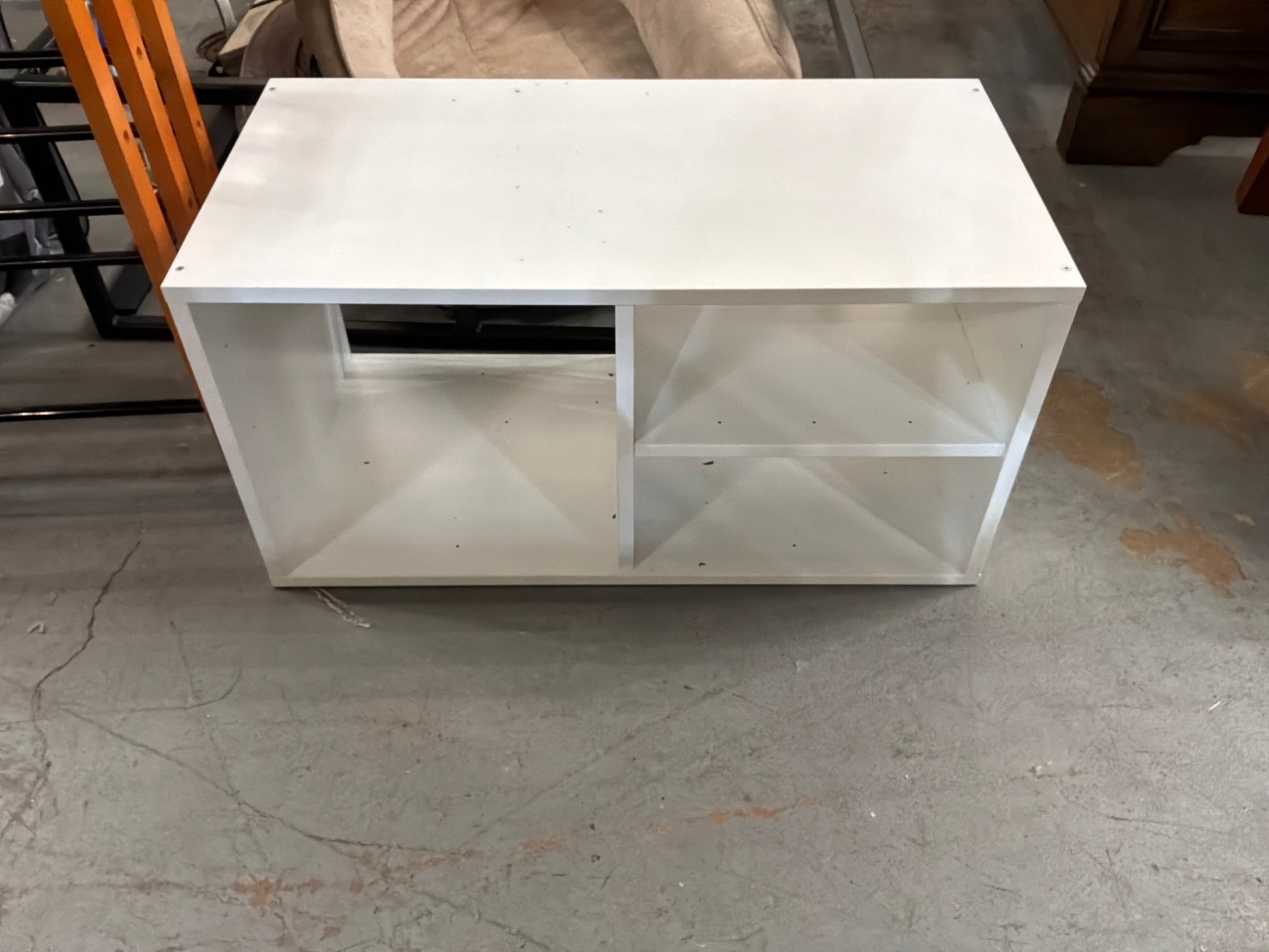Sm White Cube