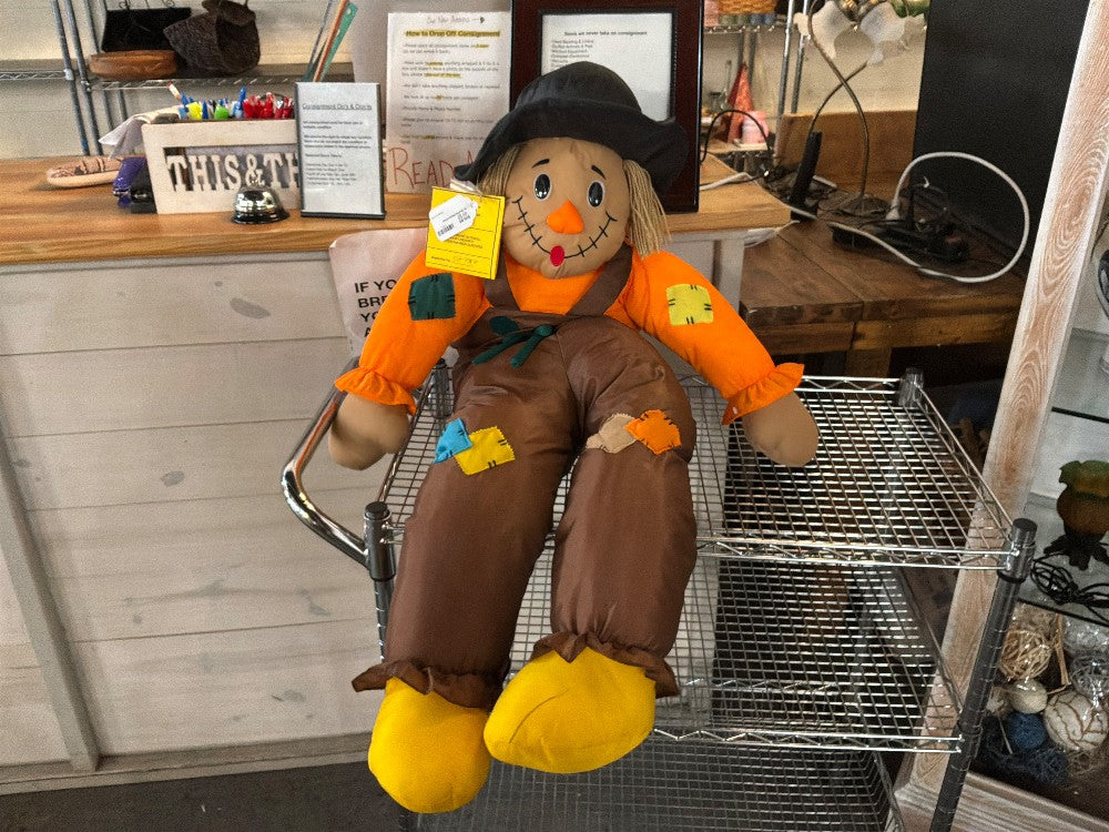 XL Stuffed Scare Crow