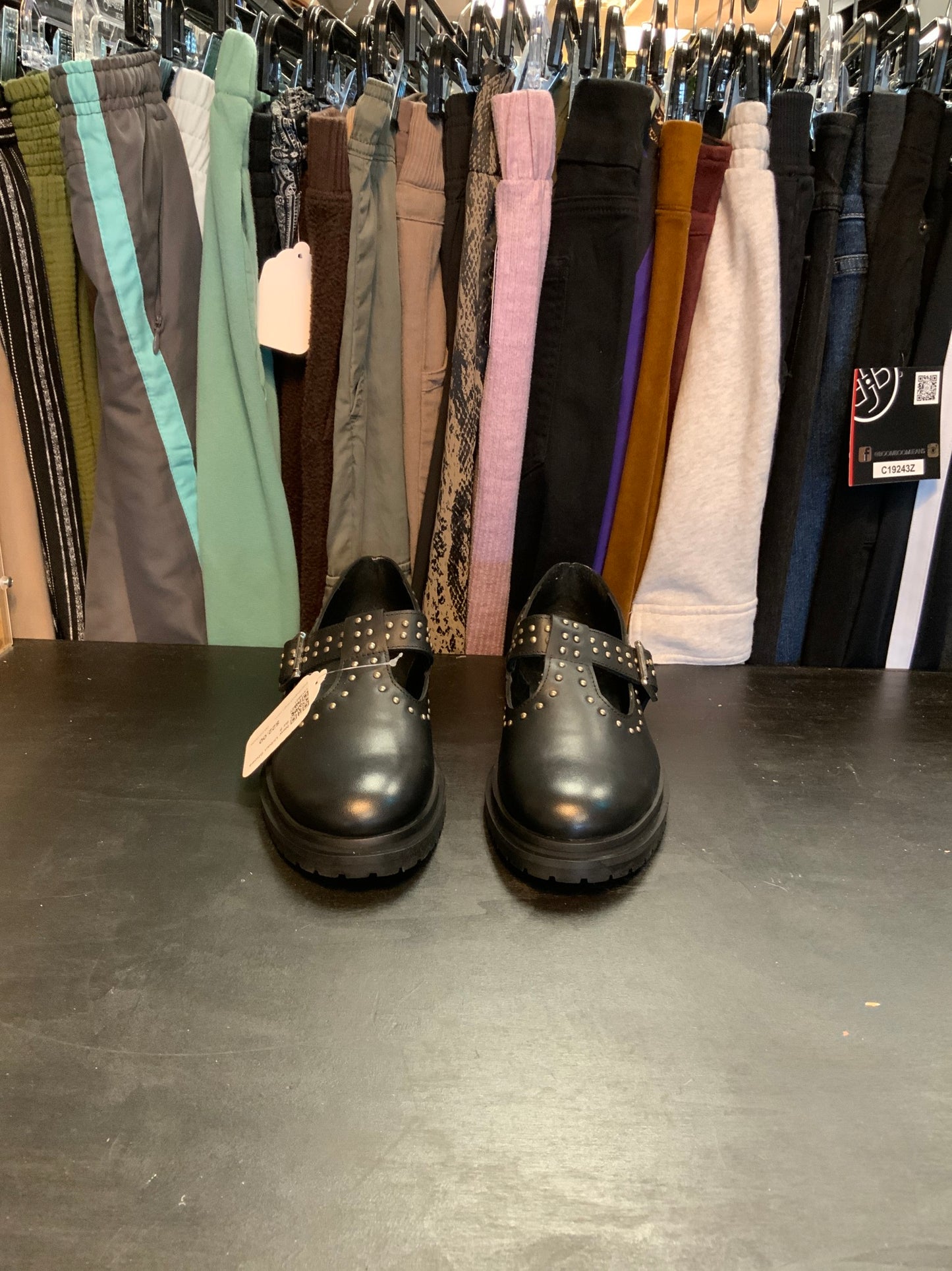 New Urban Shoes Sz 8
