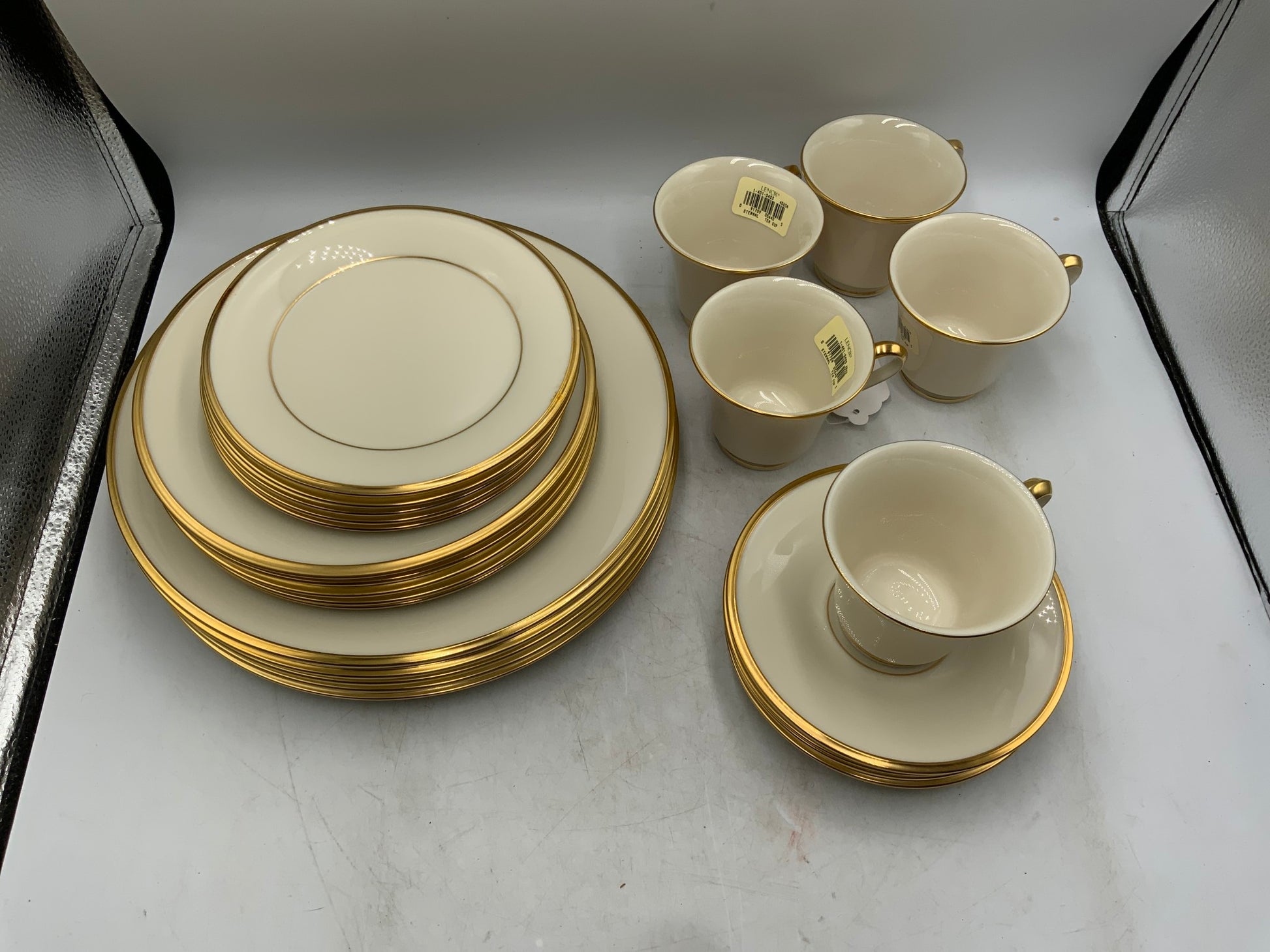 Lenox Eternal 25 pc Dish Set